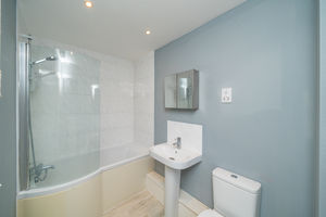 BATHROOM- click for photo gallery